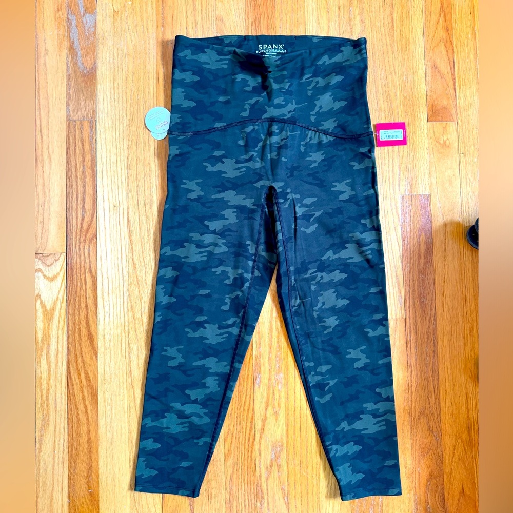 Booty boost camo leggings